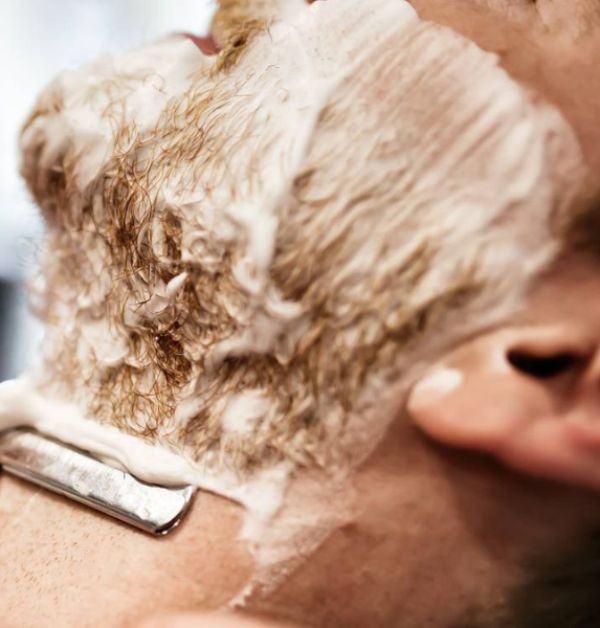 Expert Men’s Shaving. Clean Finish. Lasting Comfort 2