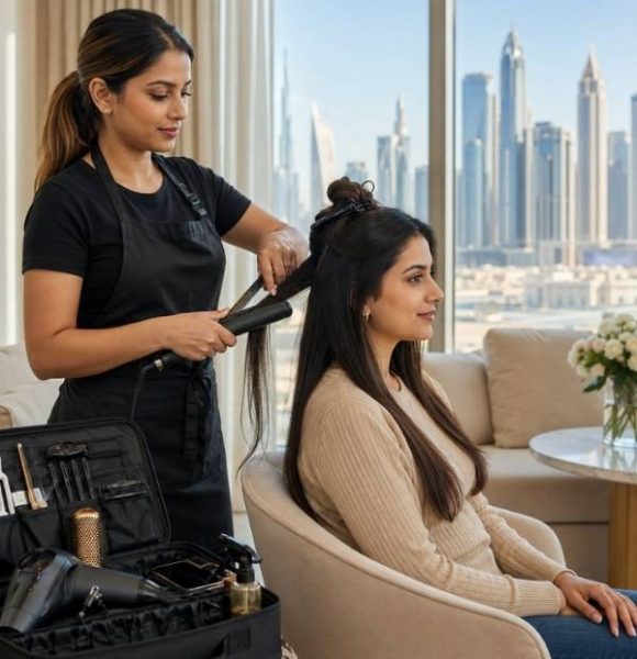 _Expert Stylists. Careful, Hair-Safe Process.