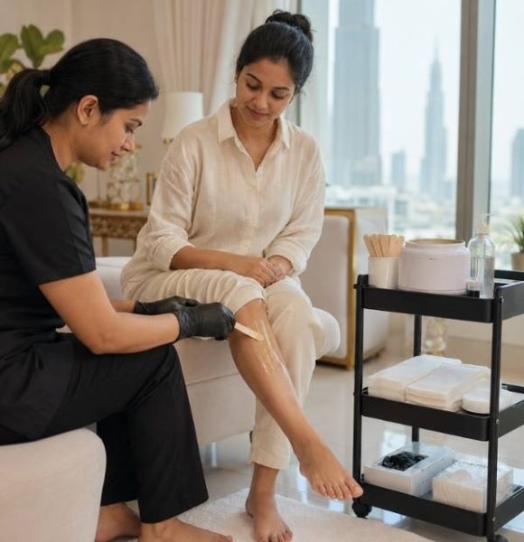 Expert Waxing Technicians. Gentle, Hygienic Approach.