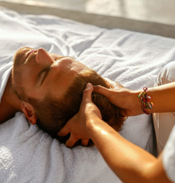 Head Massage for Deep Relaxation and Lasting Comfort